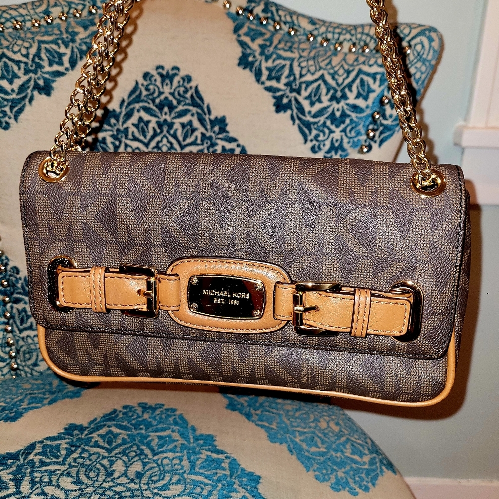 ❤️‍🔥Michael Kors Classic Chic-Monogrammed Hamilton-Chain Strap-Shoulder Bag  🎒